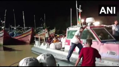 Odisha: 70 people rescued after boat washes away in Mahanadi river