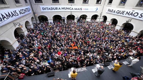 Brazil: Thousands of protesters rally for democracy amid concerns that President Jair Bolsonaro may reject poll results