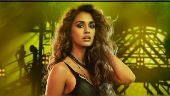Ek Villain Returns: Disha Patani stuns the masses with her grey avatar