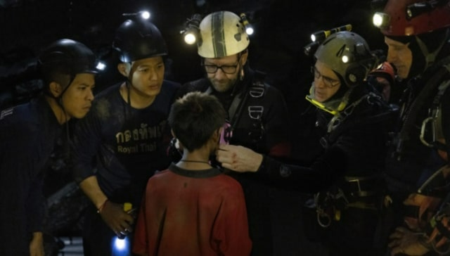 Thirteen Lives: Ron Howard takes a dry reportorial approach to Thai cave rescue retelling Thirteen Lives: Ron Howard takes a dry reportorial approach to Thai cave rescue retelling