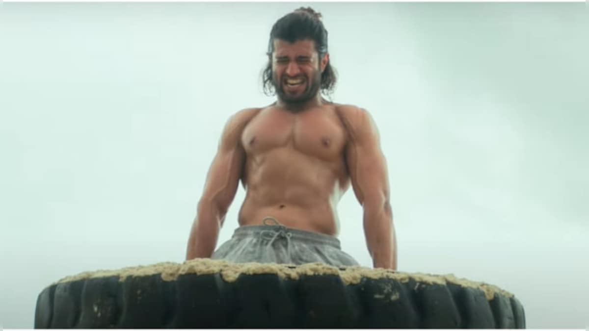 Why Vijay Deverakonda's Liger's Hindi version is not releasing on Thursday morning?