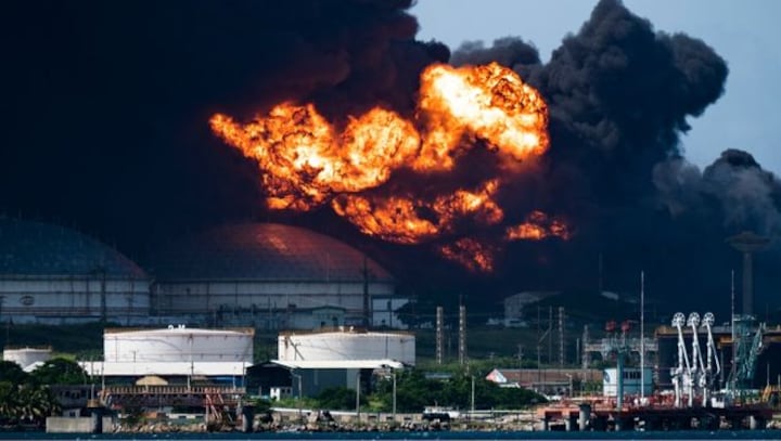 Cuba seeks help to contain fuel depot fire that has killed at least one, injured over a hundred
