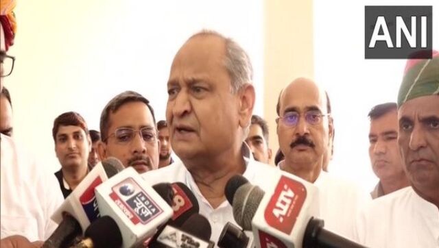 'Amit Shah's muffler costs Rs 80,000': Gehlot reacts to BJP's T-shirt barb at Rahul Gandhi 'Amit Shah's muffler costs Rs 80,000': Gehlot reacts to BJP's T-shirt barb at Rahul Gandhi