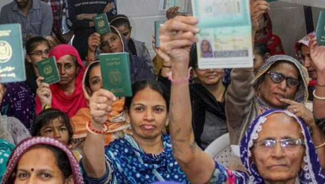 ‘If we convert to Islam, will you give us houses?’: Pakistani Hindu refugees ask Centre ‘If we convert to Islam, will you give us houses?’: Pakistani Hindu refugees ask Centre