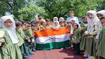 National Anthem singing competition gets good response from south Kashmir, says J&K administration