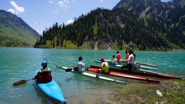 Jammu and Kashmir: Tourism gets boost post abrogation of Article 370 Jammu and Kashmir: Tourism gets boost post abrogation of Article 370