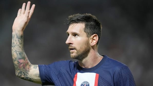 World Cup winner Lionel Messi agrees to extend PSG contract: Reports