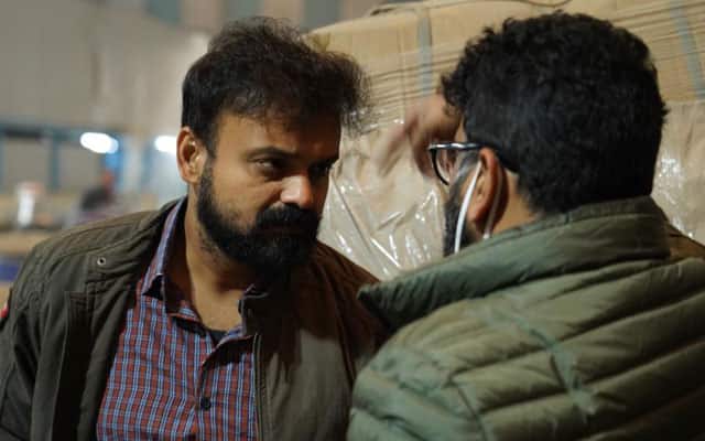 A still from Ariyippu 