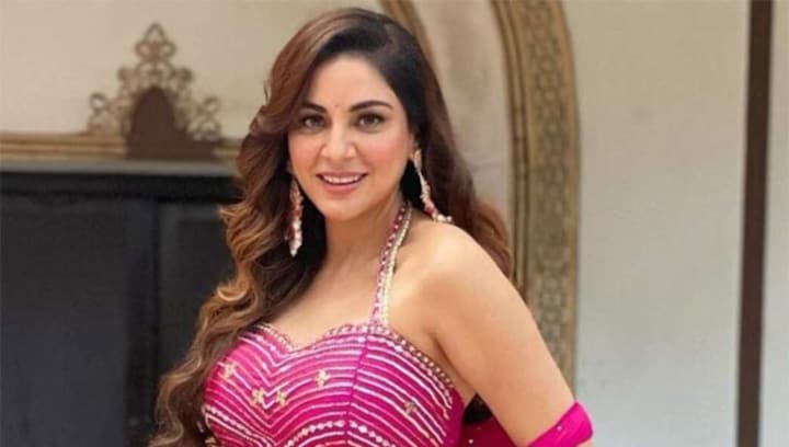 Kundali Bhagya fame Shraddha Arya turns 35! A look at her photo gallery