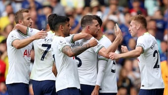 Premier League: Conte, Tuchel see red as Kane salvages Spurs' draw at Chelsea; Nottingham Forest beat West Ham 1-0