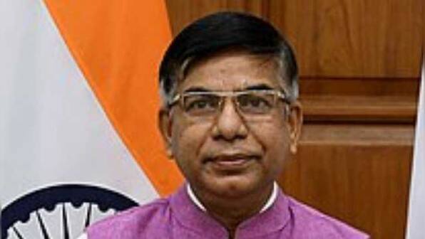 Union Minister Subhas Sarkar accuses Mamata Banerjee-led West Bengal govt of not allowing him to hoist national flag