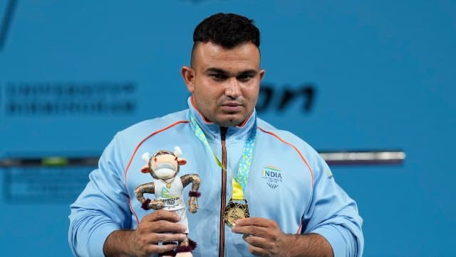 India’s Sudhir clinched gold in the men’s heavyweight para powerlifting final, finishing with total points of 134.5, a CWG record. Sudhir managed a lift of 208kg in the first attempt and 212kg in his second attempt. AP 