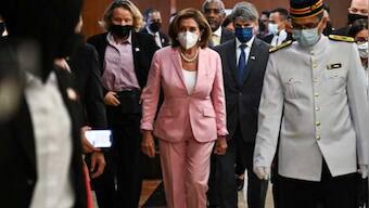 As Nancy Pelosi nears Taiwan, several Chinese warplanes fly close to median line of island nation