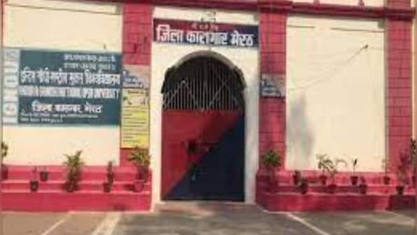 Married women prisoners can wear'mangalsutra', observe Karva Chauth in jail, says UP's new jail manual