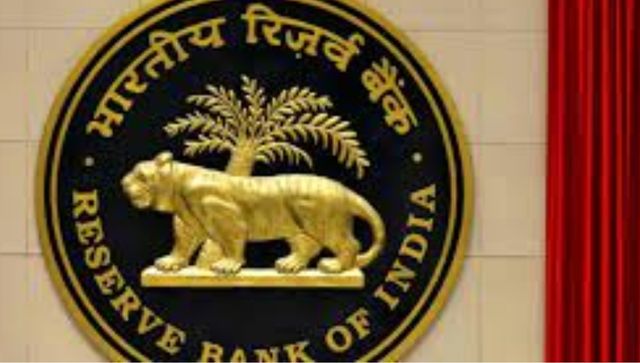 Escalation of geopolitical tensions biggest risk to India's growth outlook: RBI Monetary Policy Committee member Escalation of geopolitical tensions biggest risk to India's growth outlook: RBI Monetary Policy Committee member