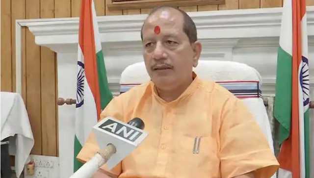 Defiant Bihar Assembly Speaker Vijay Kumar Sinha bows to the majority, resigns ahead of Nitish Kumar-led govt floor test Defiant Bihar Assembly Speaker Vijay Kumar Sinha bows to the majority, resigns ahead of Nitish Kumar-led govt floor test