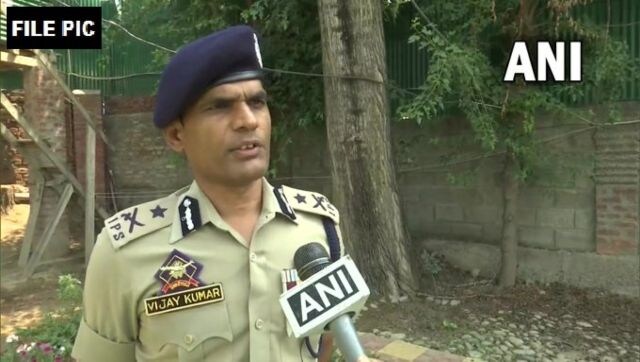 Three LeT terrorists trapped in encounter in J&K's Budgam, say police Three LeT terrorists trapped in encounter in J&K's Budgam, say police