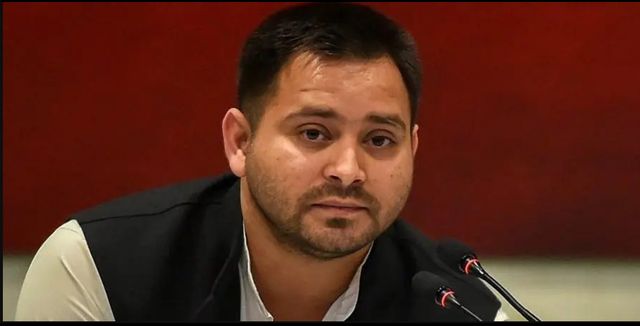 JD(U), SAD, Shiv Sena left BJP-led NDA to save Constitution, democracy: Tejashwi Yadav JD(U), SAD, Shiv Sena left BJP-led NDA to save Constitution, democracy: Tejashwi Yadav