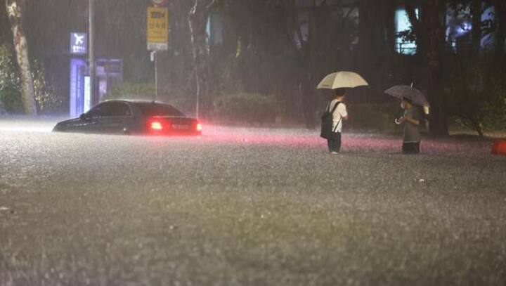 Seoul: Torrential rain leaves nine dead, several missing; landslide warnings issued in nearly 50 cities, towns