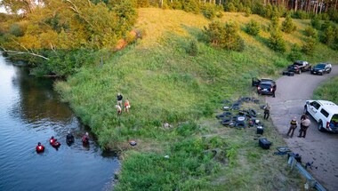 Teenager killed, four seriously hurt in knife attack on Wisconsin river