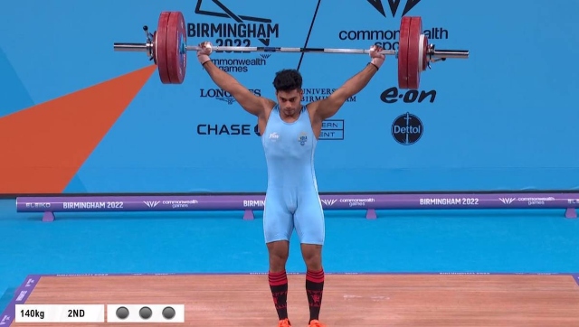 Commonwealth Games: India's Achinta Sheuli clinches gold in men's 73kg weightlifting final Commonwealth Games: India's Achinta Sheuli clinches gold in men's 73kg weightlifting final