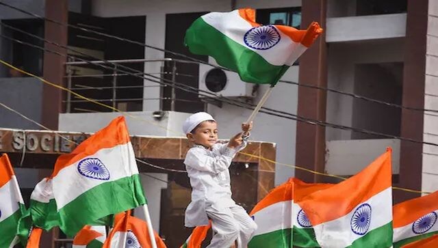 Don’t dump the Tiranga: A guide to disposing of the national flag Don’t dump the Tiranga: A guide to disposing of the national flag