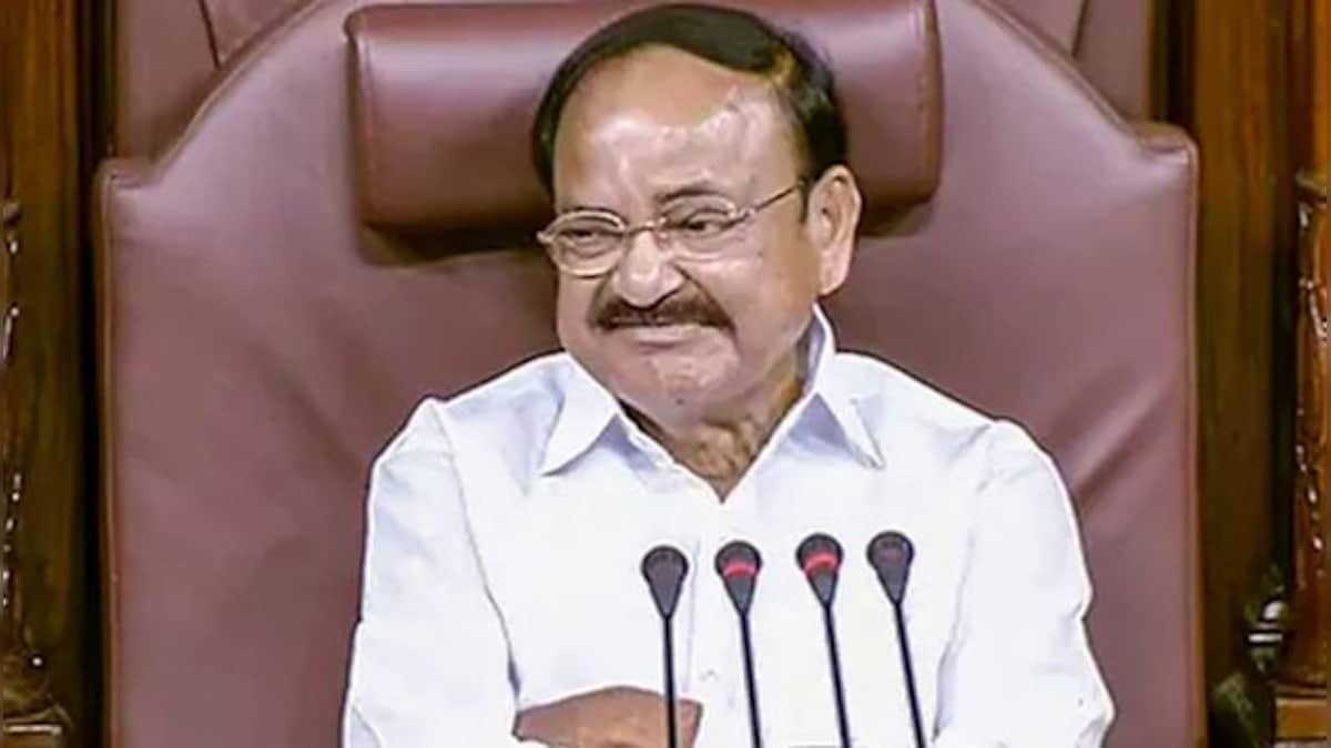 Ex-vice president Venkaiah Naidu asks PM Modi to 'meet political leaders from all sides more often'