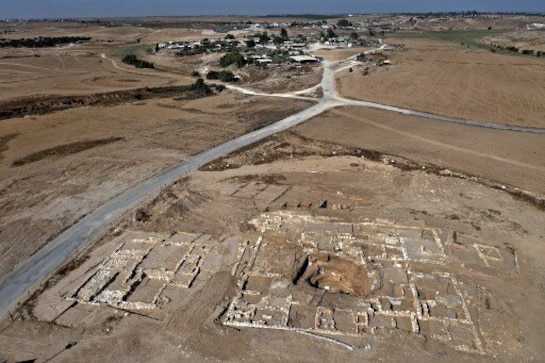 Israel unveils 1,200-year-old desert mansion in Rahat city