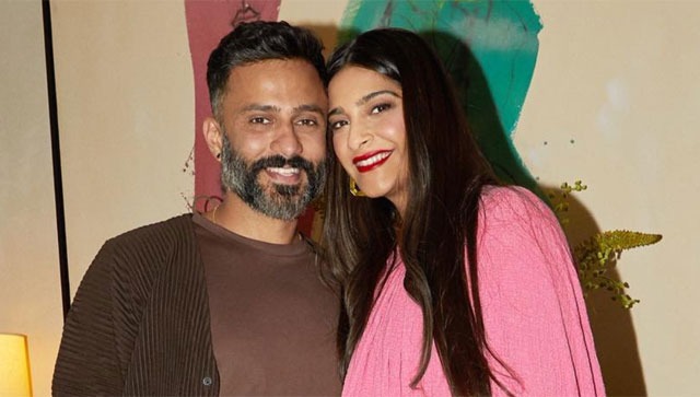 Sonam Kapoor and Anand Ahuja blessed with a baby boy, actress shares the news with fans Sonam Kapoor and Anand Ahuja blessed with a baby boy, actress shares the news with fans