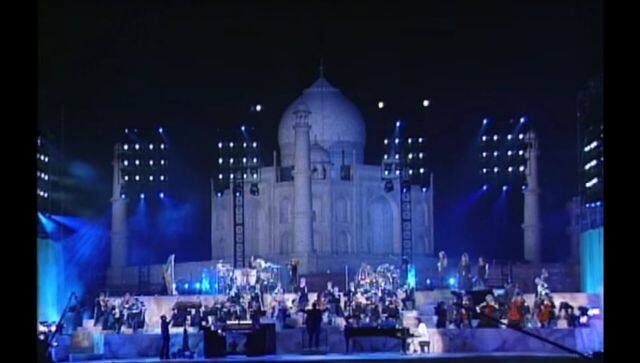 Famous pianist Yanni performed at the Taj Mahal on 20 March, 1997. Image Courtesy: Youtube