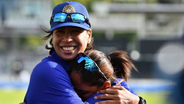 Harmanpreet Kaur also embraced Jhulan at the end of her speech. Twitter/BCCI