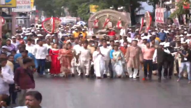 Watch: Mamata takes out rally to celebrate UNESCO tag for Durga Puja Watch: Mamata takes out rally to celebrate UNESCO tag for Durga Puja