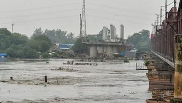 Yamuna water level starts dropping but still above danger mark Yamuna water level starts dropping but still above danger mark