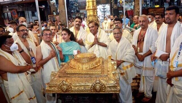 Mukesh Ambani offers prayers at Guruvayur Shri Krishna Temple in Kerala