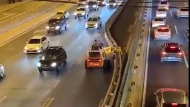 Explained: The reversible lane technology used by China to ease traffic ...