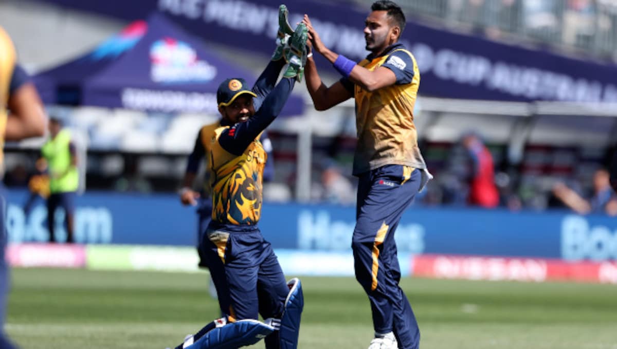 Dushmantha Chameera out of T20 World Cup 2022 with calf injury