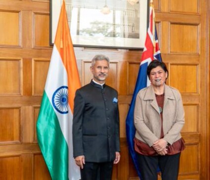 Jaishankar urges New Zealand foreign minister to sort out student visa issue Jaishankar urges New Zealand foreign minister to sort out student visa issue