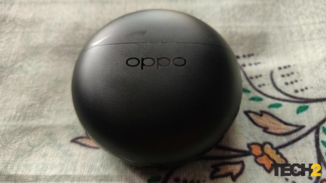 Oppo Enco Buds2 Review Case