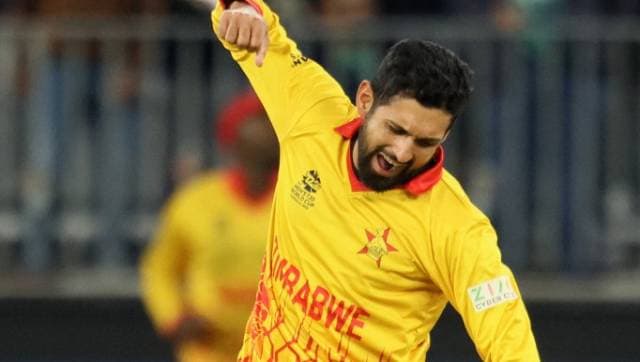 Pakistan vs Zimbabwe T20 World Cup: 'That's 3 wickets in 5 balls!' - Sikandar Raza turns the game around as Pak panic