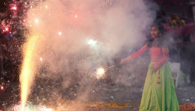 Green crackers or blanket ban: Which states have imposed curbs on bursting firecrackers this Diwali? Green crackers or blanket ban: Which states have imposed curbs on bursting firecrackers this Diwali?