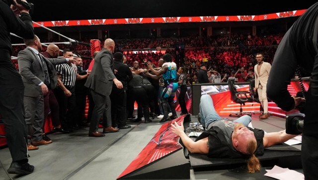 WWE Raw: Bobby Lashley destroys Brock Lesnar, Seth Rollins retains title