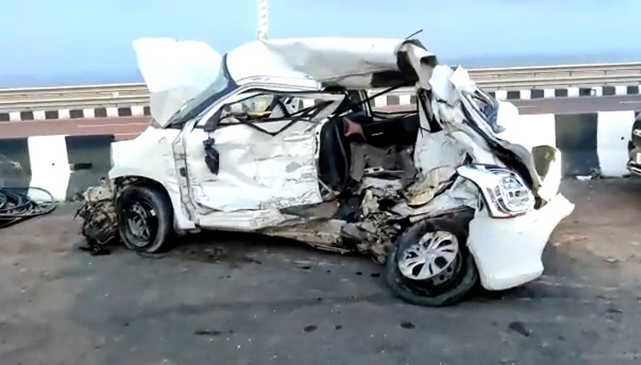 WATCH On BandraWorli sea link speeding car pummeled into another crash