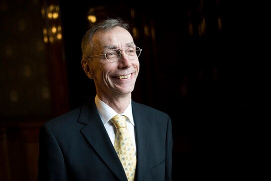 Sweden's Svante Paabo wins Nobel Medicine Prize for sequencing Neanderthal DNA Sweden's Svante Paabo wins Nobel Medicine Prize for sequencing Neanderthal DNA