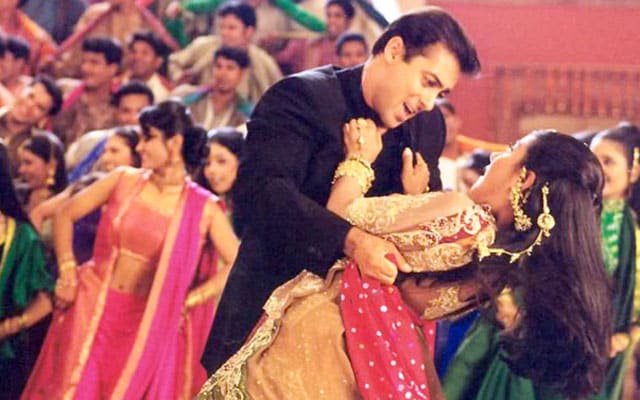 5 Unknown Facts About Karan Johars Kuch Kuch Hota Hai Who Turned 24 On October 16th