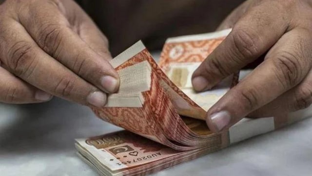 Pakistan in dire financial danger as FDI declines by 52 percent