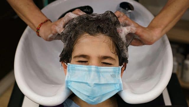 hair wash at salon