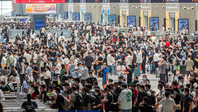 Coronavirus Pandemic: China’s iPhone production declines as Covid-19 outbreak hits factory