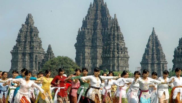 Warisan Hindu Indonesia dan Bagaimana Agama Masih Berkembang Di sana