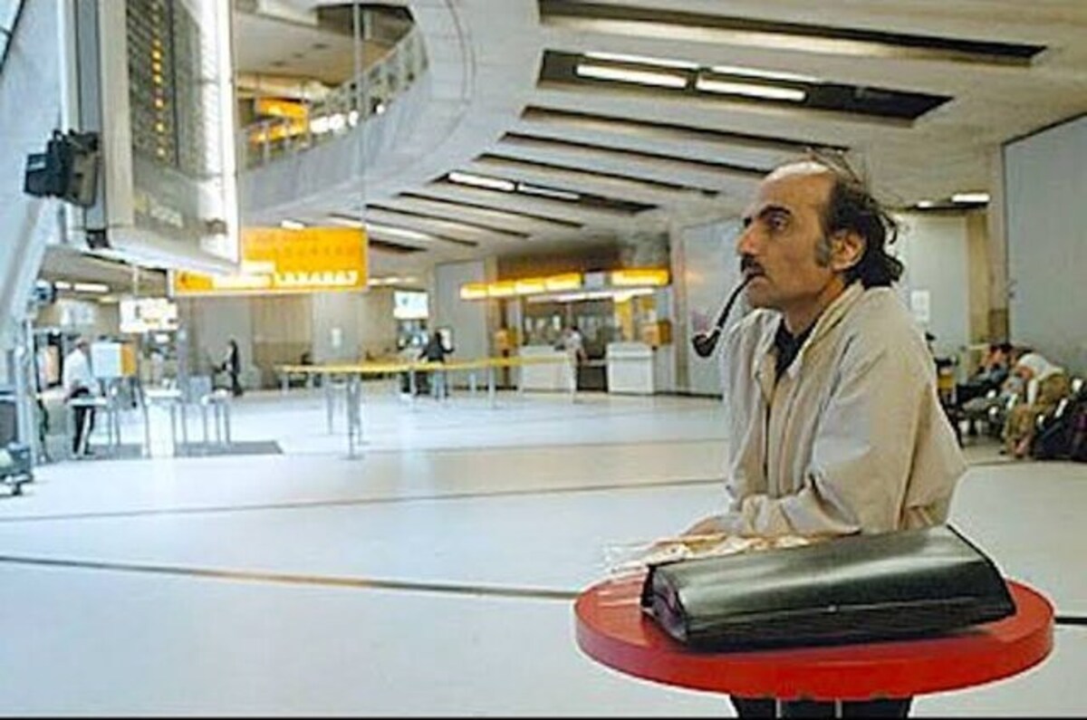 Man Who Inspired 'The Terminal' Dies in Paris Airport