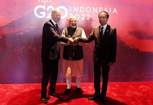 G20 Summit LIVE: PM Modi & Xi's first handshake since Galwan at dinner hosted by Joko Widodo G20 Summit LIVE: PM Modi & Xi's first handshake since Galwan at dinner hosted by Joko Widodo